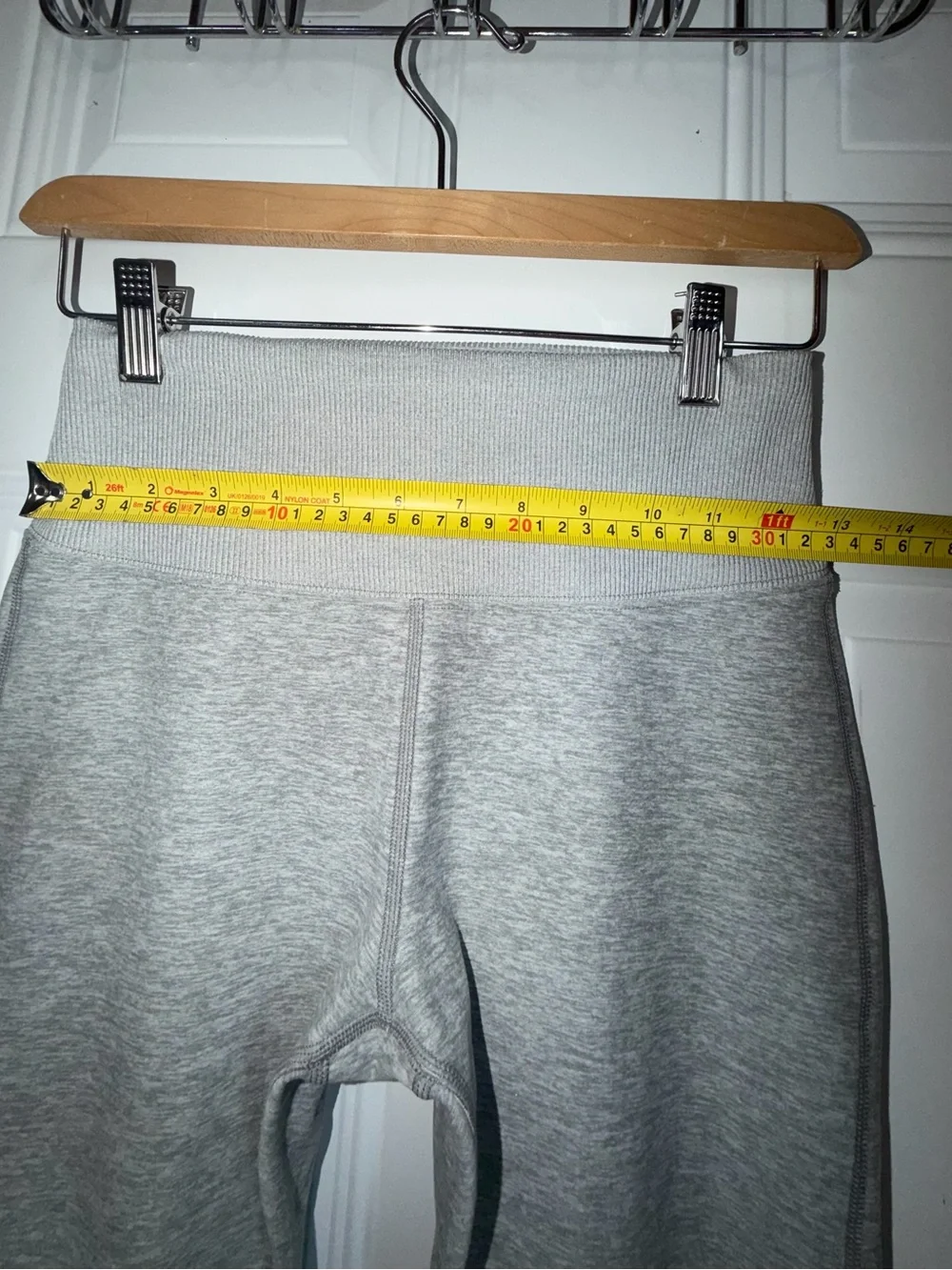 ALO Yoga High-Waist Light Grey Seamless Leggings